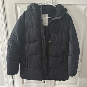GAP Navy Puffer Jacket